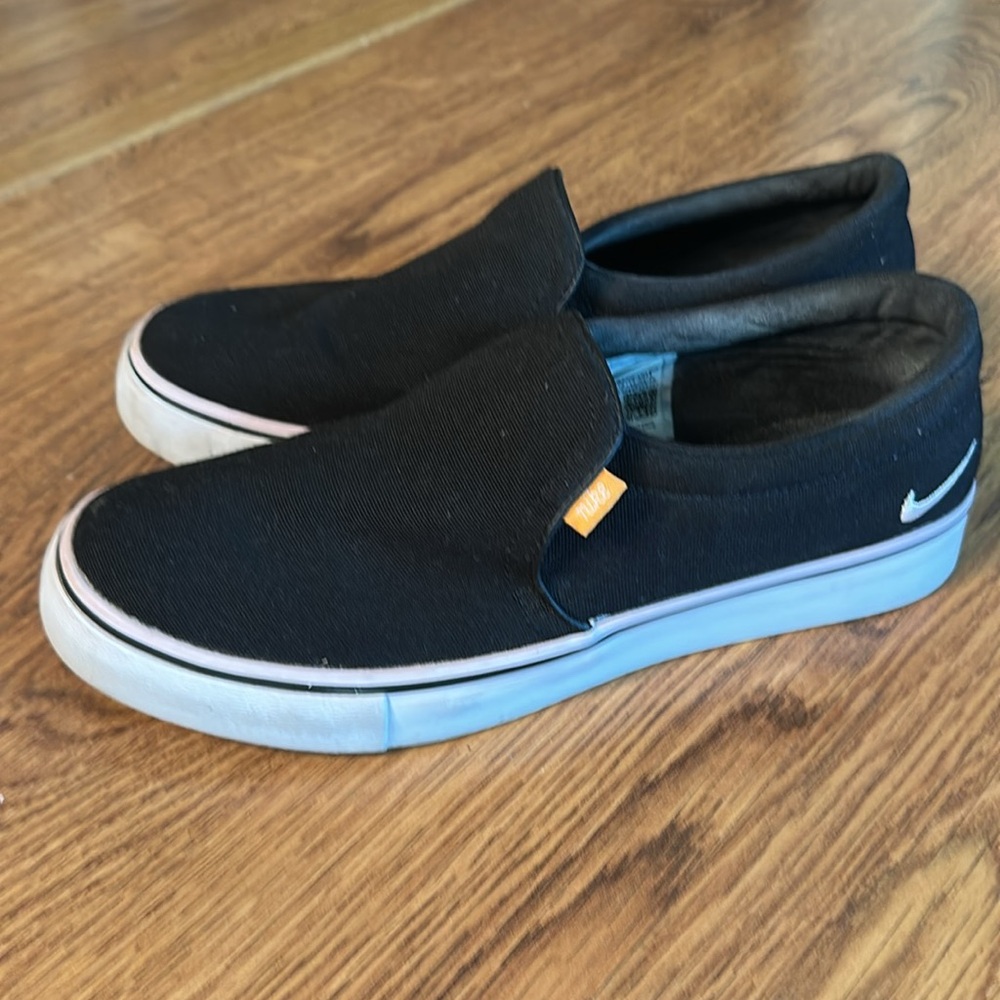 Nike Classic Black Slip-On Canvas Shoes